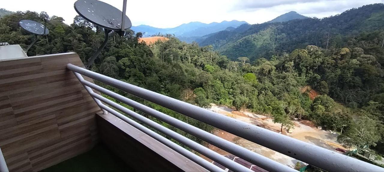 Yuyu B2 Honeymoon Check In 1Pm Genting Highland * Genting Highlands